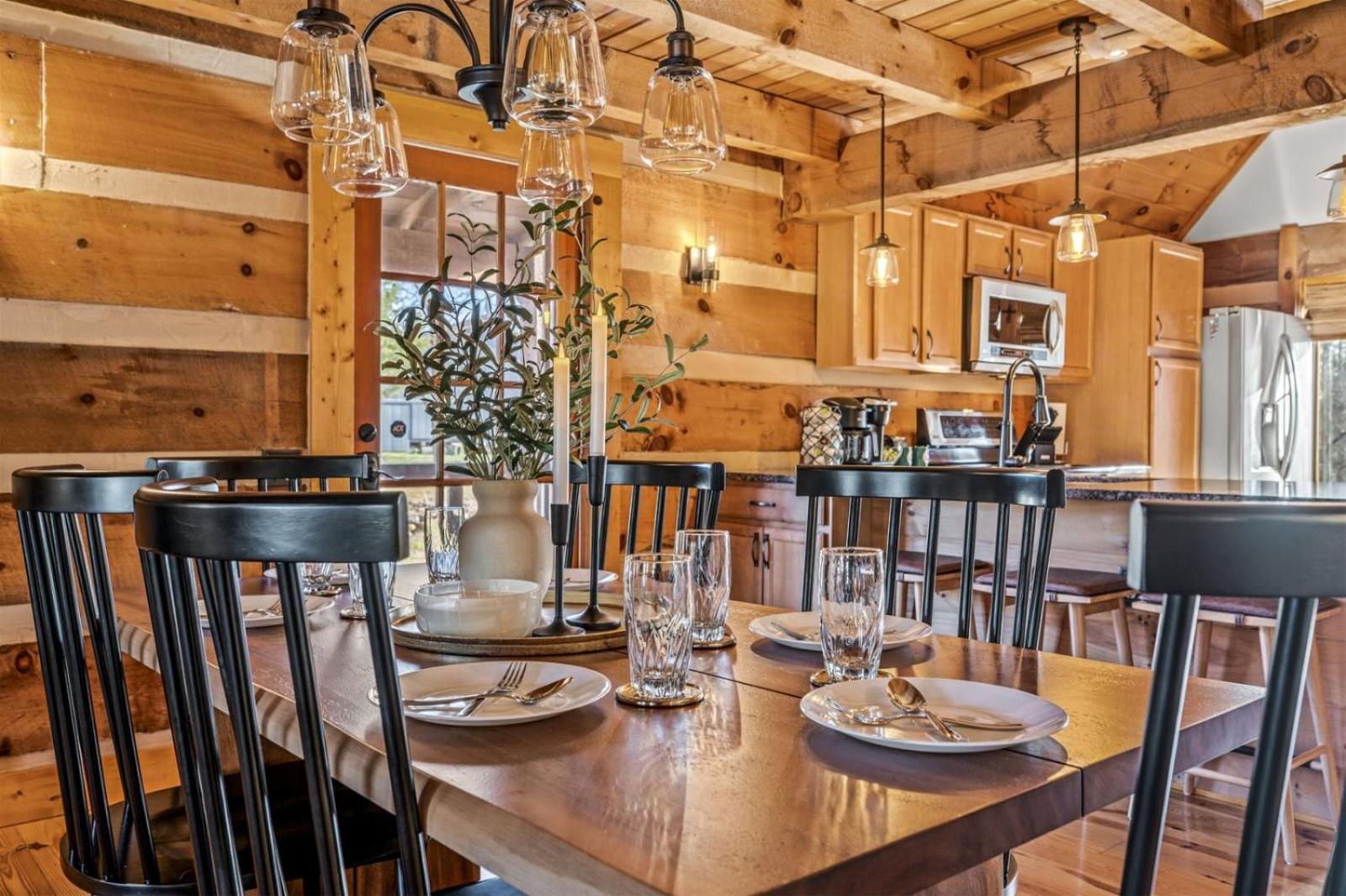 Hidden Star Hideaway-Blackberry Farm-Smoky Mtn Nat Park-Hot Tub- Fire Pit- Fenced Yard- Pet Friendly Walland Zewnętrze zdjęcie