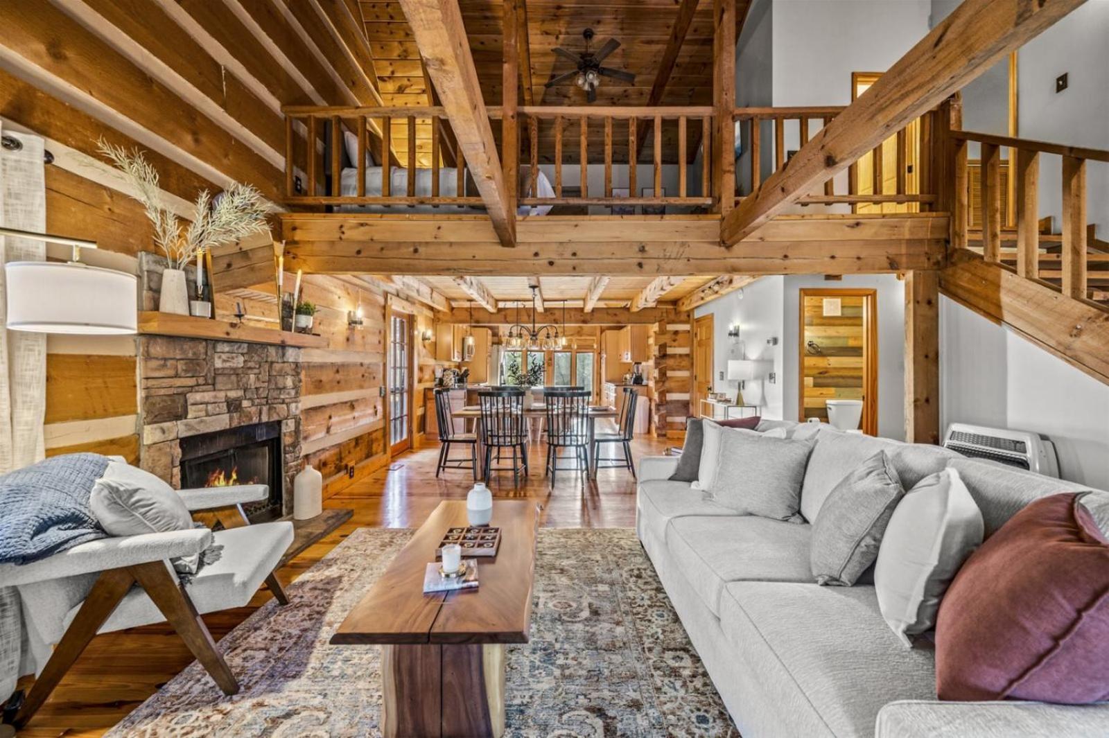 Hidden Star Hideaway-Blackberry Farm-Smoky Mtn Nat Park-Hot Tub- Fire Pit- Fenced Yard- Pet Friendly Walland Pokój zdjęcie